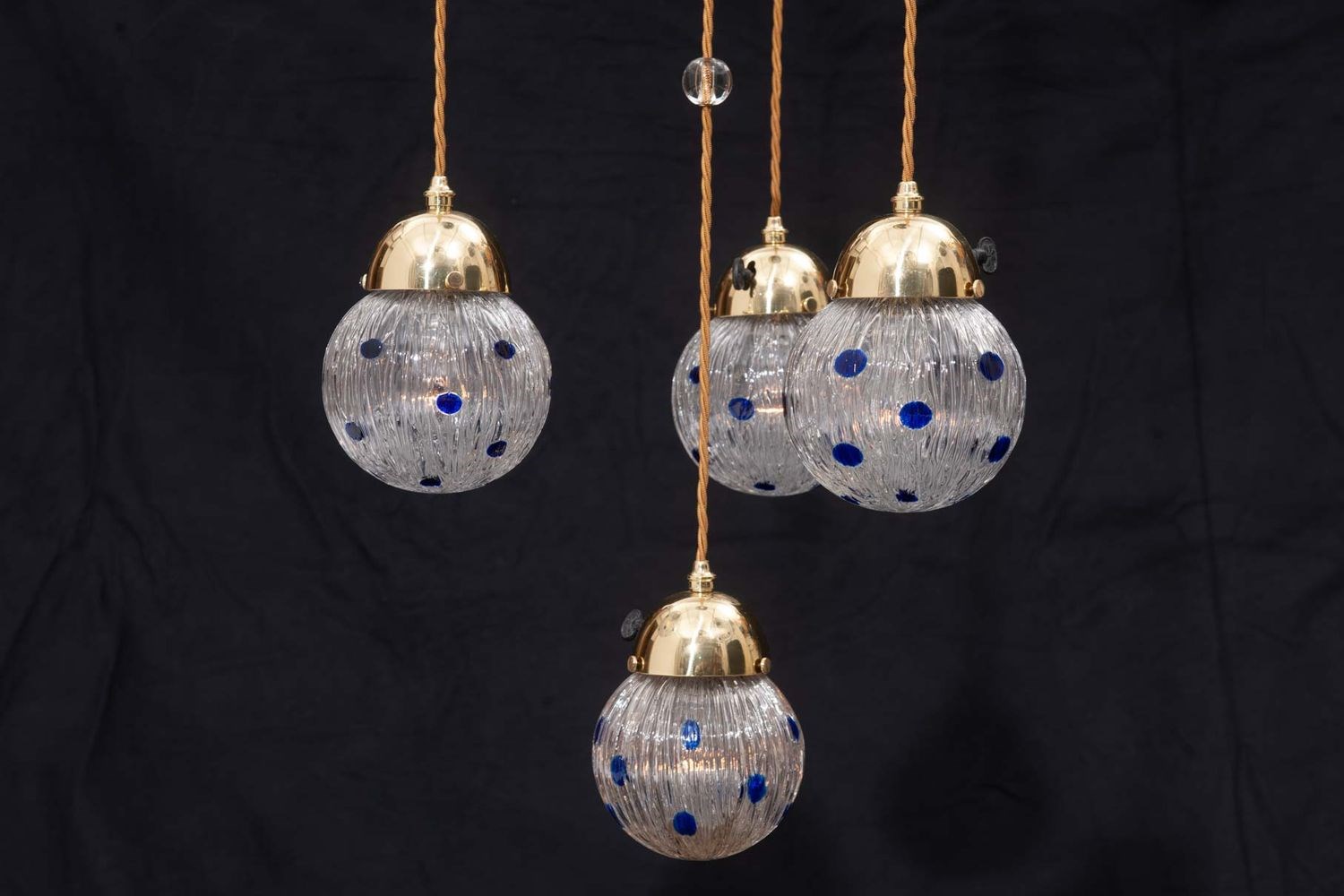 FOUR-BRANCH CHANDELIER