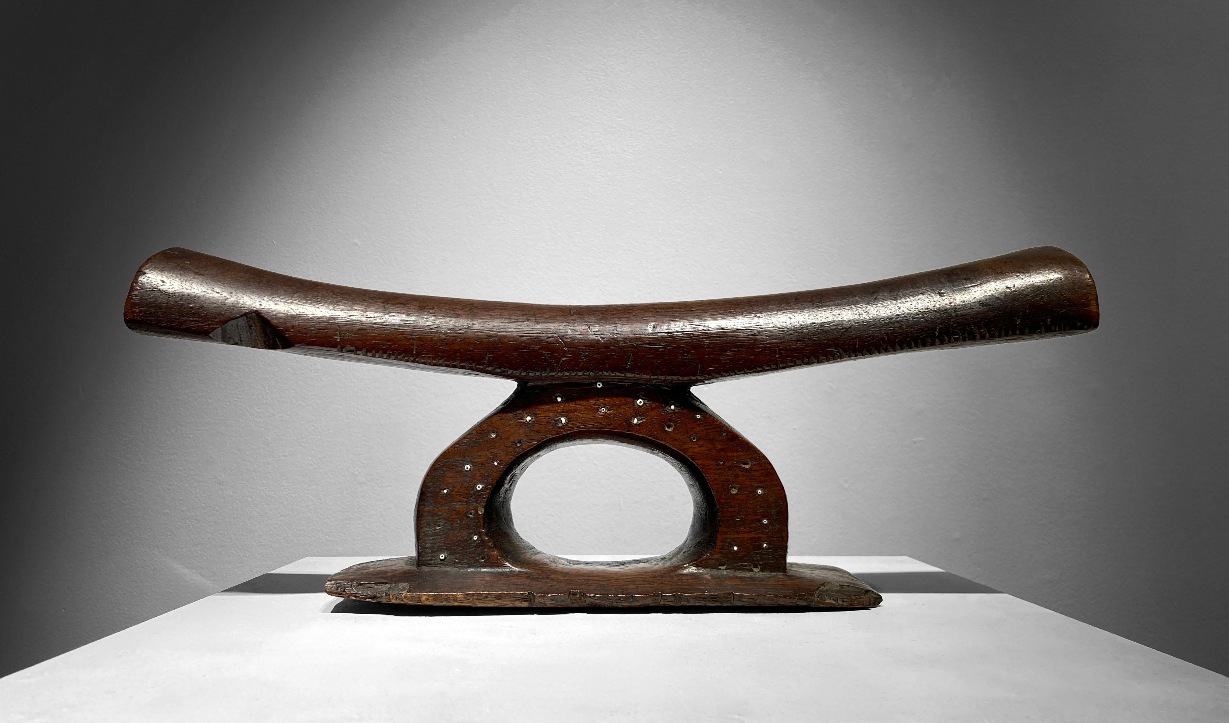 Fiji Kali Headrest Ex Baron Rollin