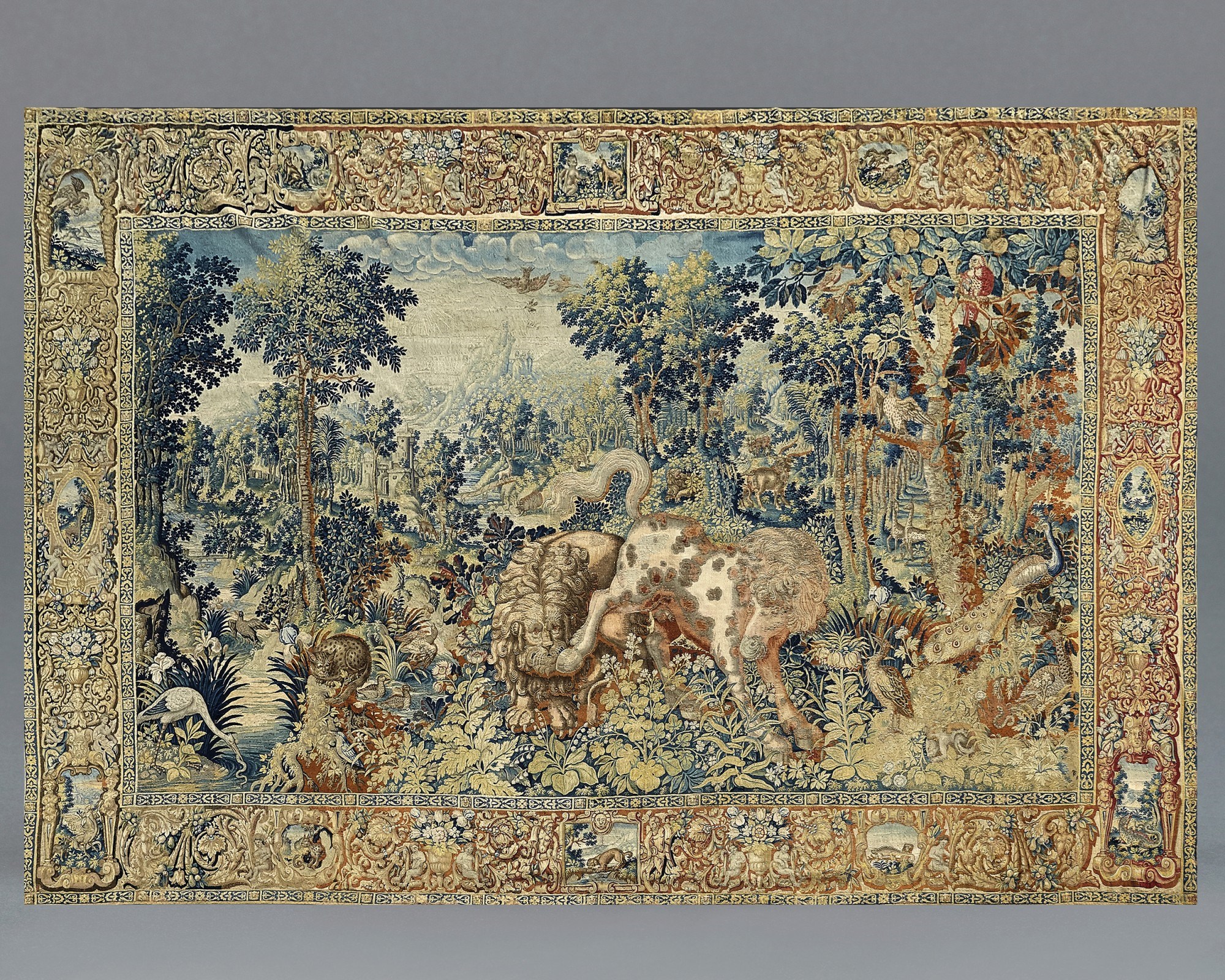 A ‘Pugnae Ferarum’ Tapestry