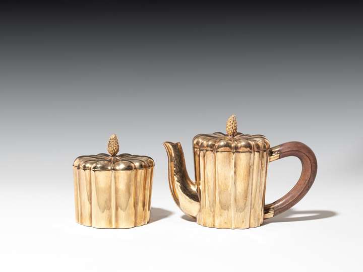 COFFEEPOT AND COVERED SUGAR BOWL