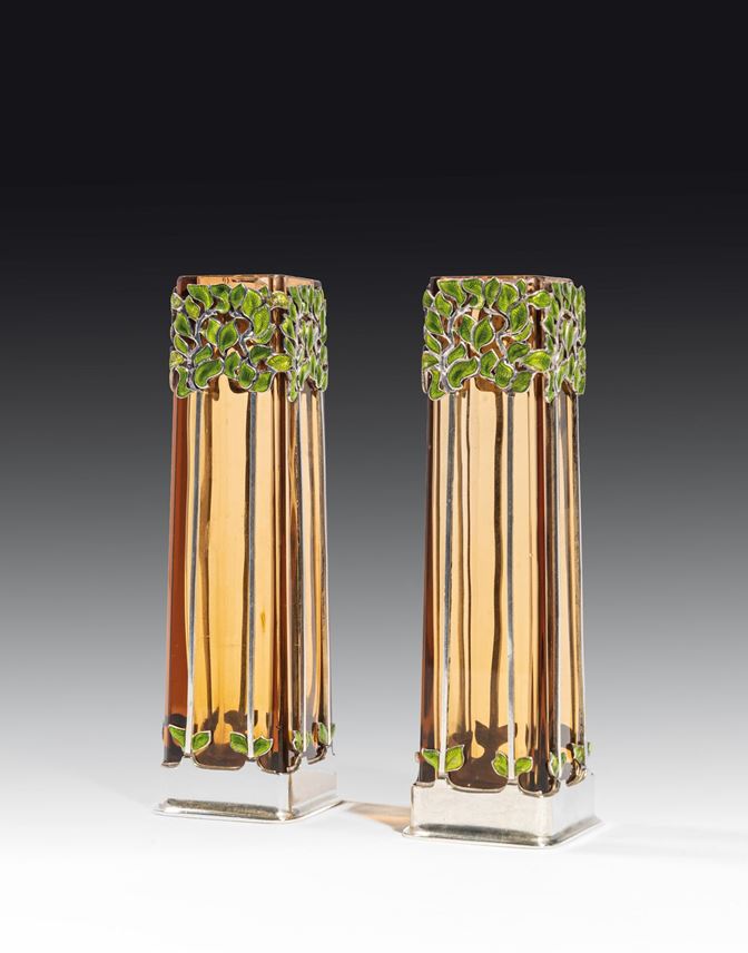 Josef Maria Auchentaller - A pair of vases | MasterArt
