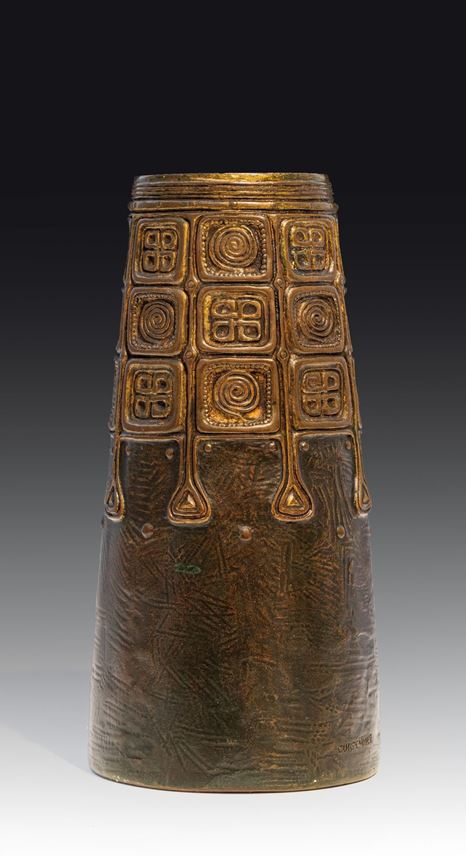 Gustav Gurschner - A pair of vases with celtic motifs | MasterArt