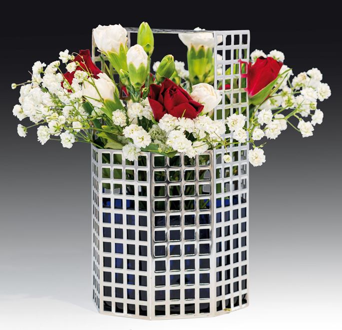 Josef  Hoffmann - A latticework vase | MasterArt