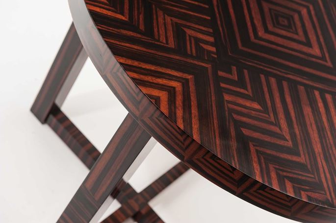 Exceptional drawing room side table | MasterArt