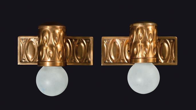 A PAIR OF WALL SCONCES | MasterArt