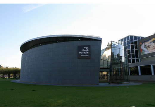 Van Gogh Museum Chooses Quality Over Quantity