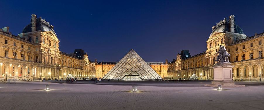 Martinez On For Another Three Years at Louvre