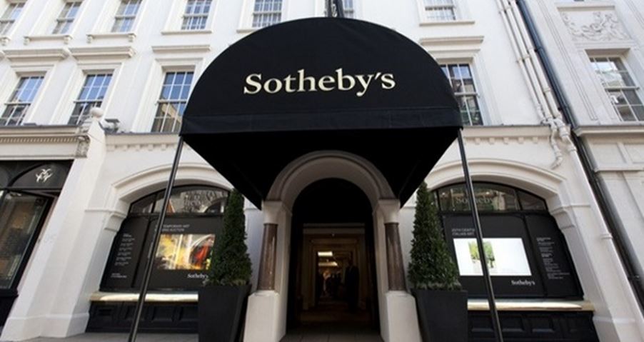 Sotheby’s Takes Lead in Employee Compensation