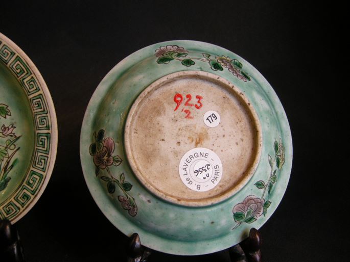Rare pair small sweet dish in biscuit Famille Verte - Kangxi period | MasterArt
