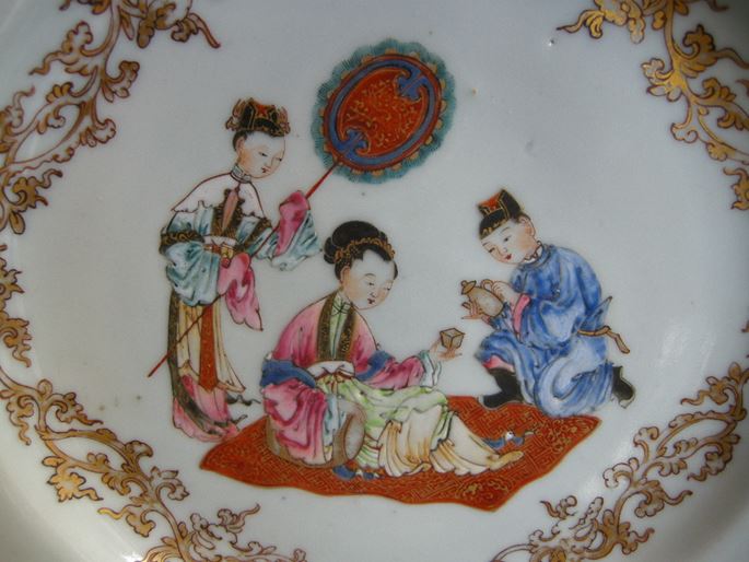 Chinese porcelain with a lady and her servants | MasterArt