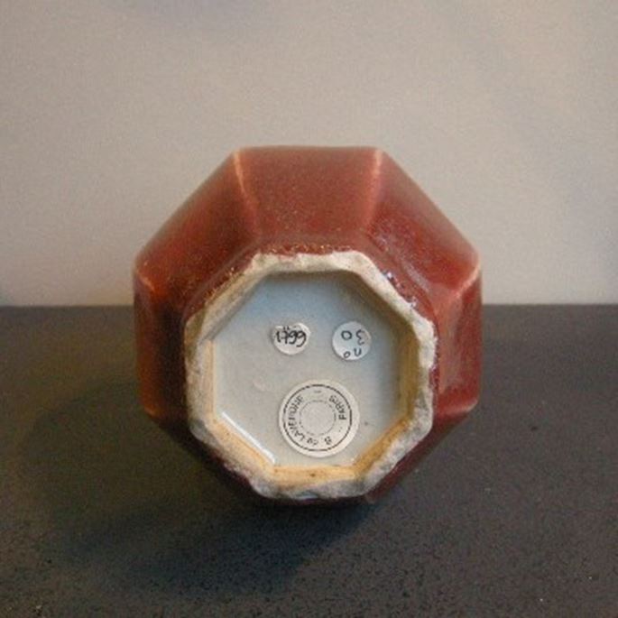 Vase porcelain octogonal shape enamelled copper red | MasterArt