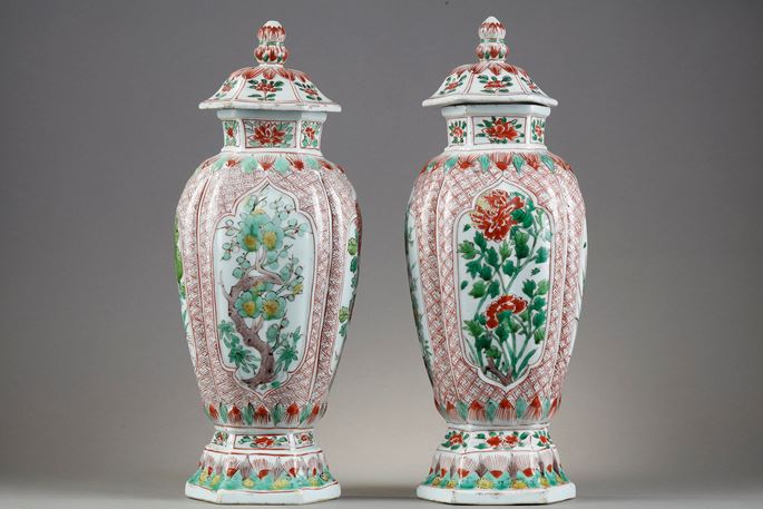 Pair of baluster shaped vases with their porcelain covers &quot;Wucai&quot; | MasterArt
