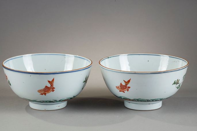 Pair bowl Famille verte porcelain with fish | MasterArt