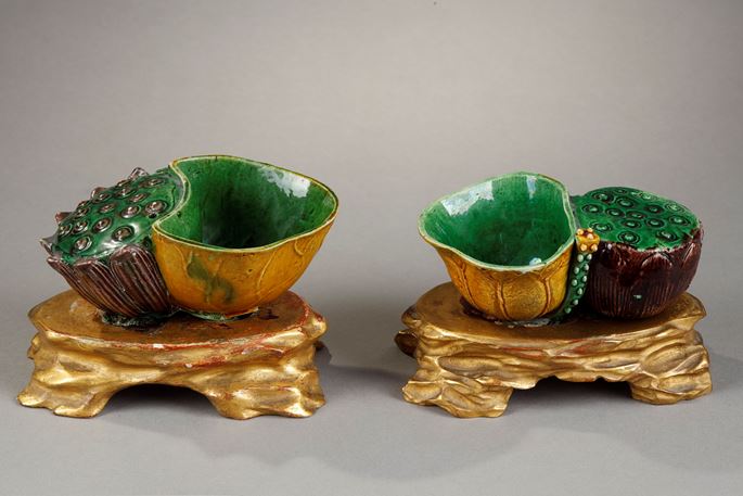 Two waterpot in lotus leaf shape - Biscuit Famille Verte | MasterArt