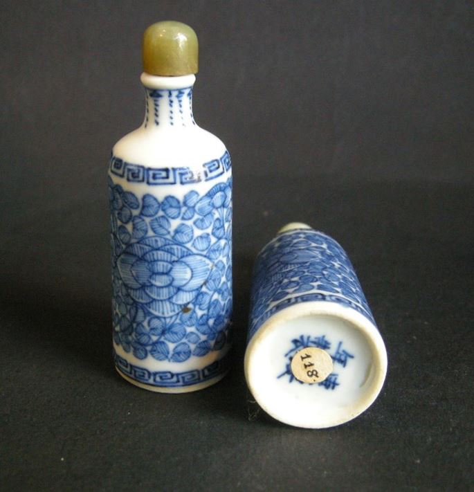 Pair of blue and white porcelain snuff bottles with flowers decoration | MasterArt