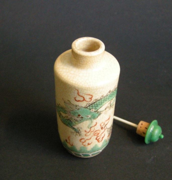 Snuff bottle porcelain polychrom &quot;soft past&quot; decorated with dragons | MasterArt