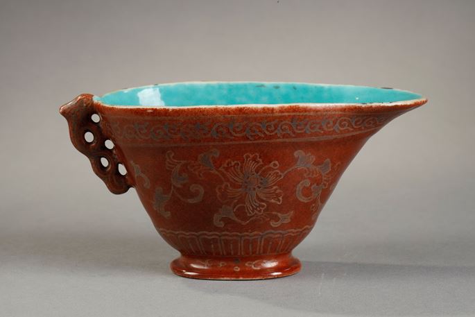 Libatoire cup enamelled iron red (coral) and gold on the outside and turquoise blue on the inside | MasterArt