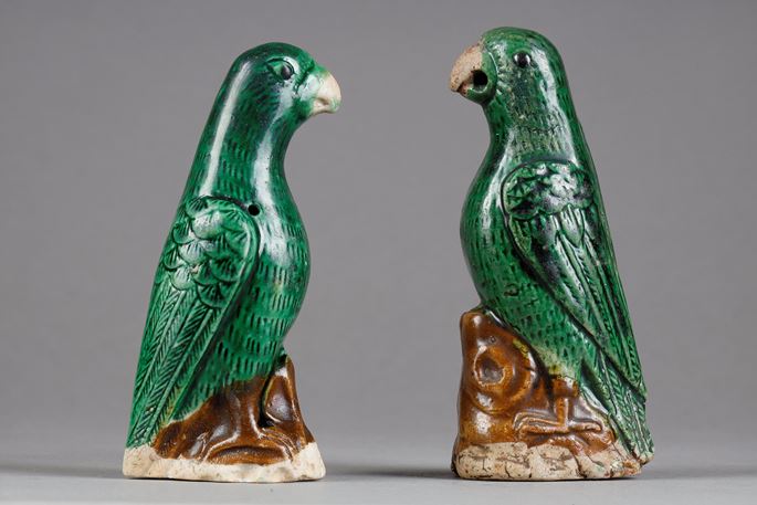  Pair of water dropper  in biscuit green  and aubergine in the shape of parrots -China Kangxi 1662/1722 | MasterArt