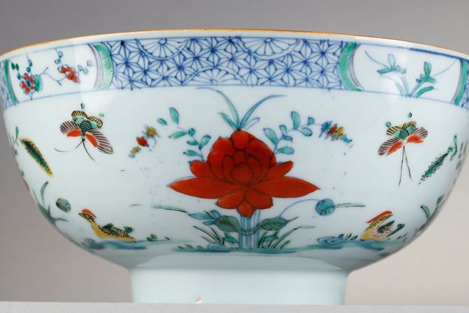 Pair porcelain bowls &quot;Famille verte&quot; decorated with the doucai style  - Yongzheng period | MasterArt