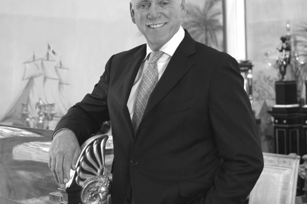 Richard Redding Antiques Ltd