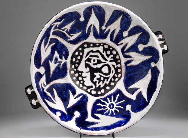POETRY IN MOTION: Ceramics by Jean Lurçat & Paintings by Georges Bernède.