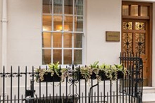 Stephen Ongpin Fine Art